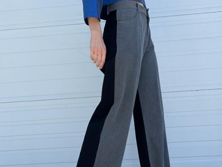 Two Tone Wide Leg Jeans in Gray Black For Sale