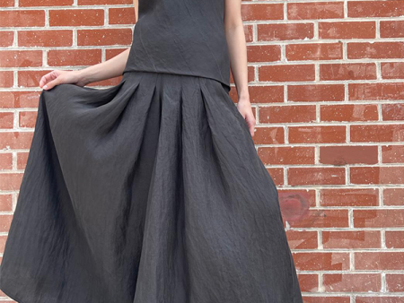 Pleated Wide Leg Pants in Black For Discount