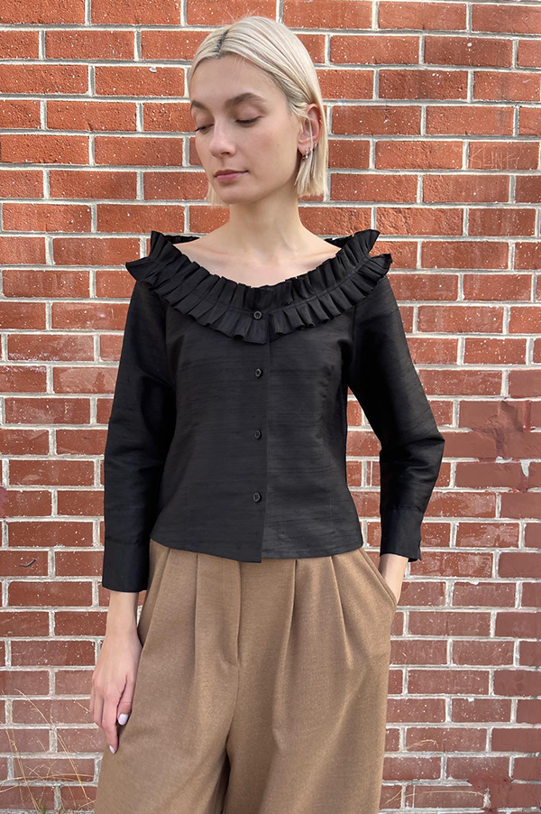 Amalia Blouse in Black For Cheap