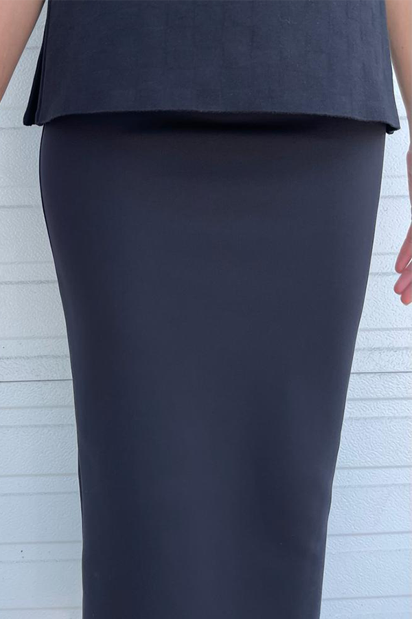 Stretch High Waist Stretch Skirt in Black Online now